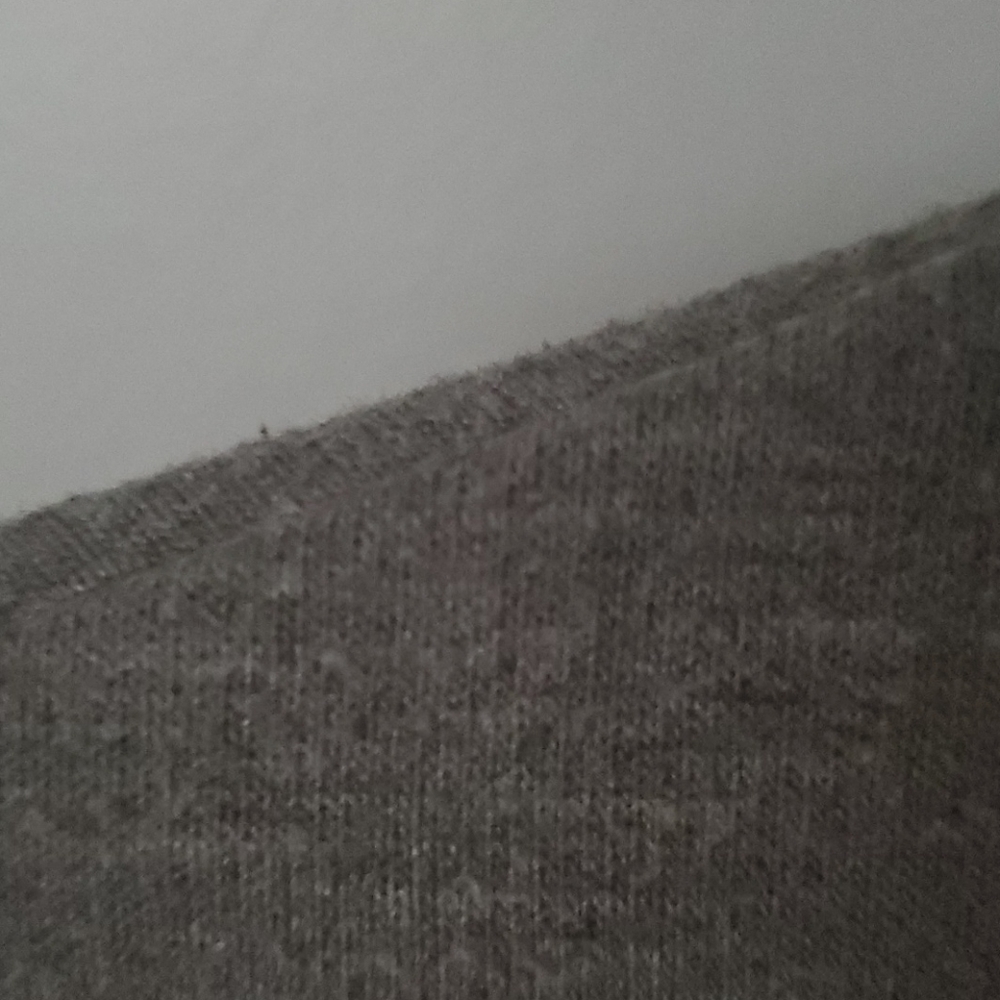 Gray sweatshirt - Picture 4 of 4